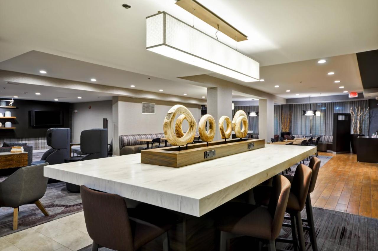 Courtyard By Marriott Jacksonville Airport/ Northeast Exterior foto