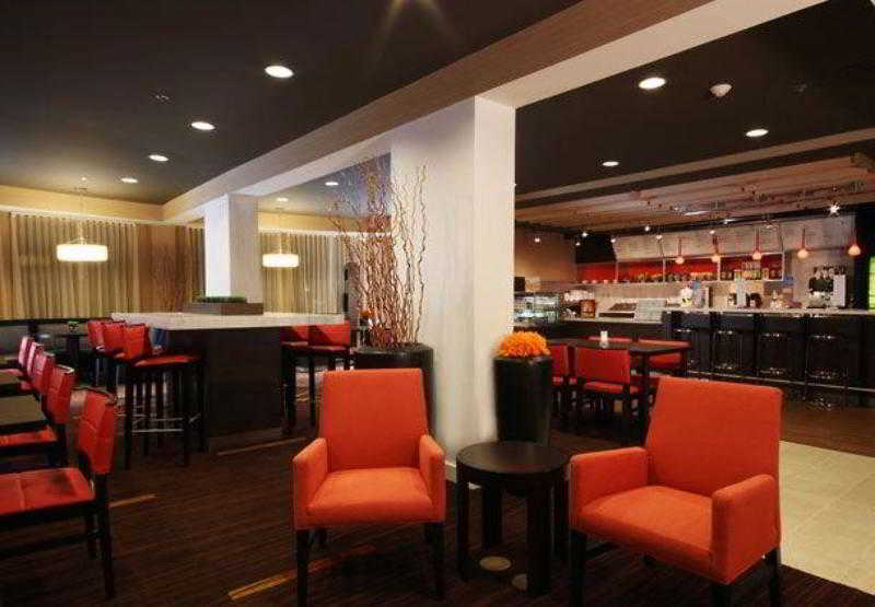 Courtyard By Marriott Jacksonville Airport/ Northeast Exterior foto