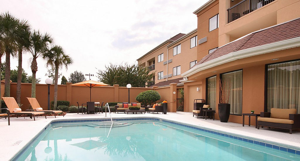 Courtyard By Marriott Jacksonville Airport/ Northeast Exterior foto